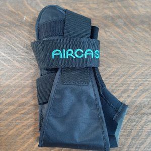 Aircast Airsport ankle brace, right, small